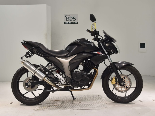 Suzuki GIXXER150