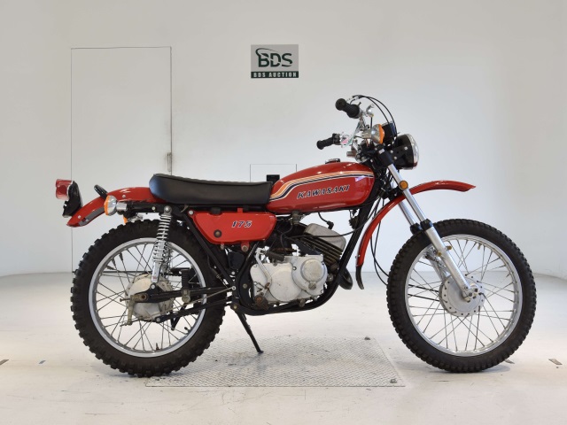 Kawasaki 175TR