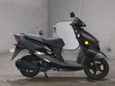 Suzuki AVENIS125