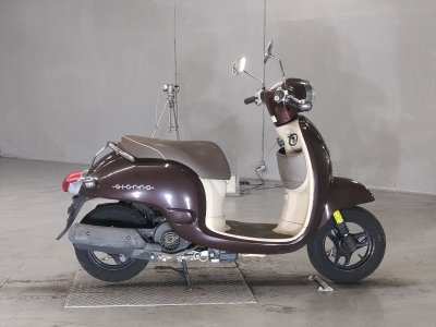 Honda GIORNO 2011