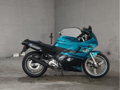 Suzuki ACROSS