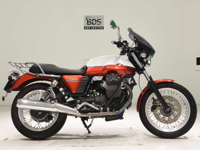 Moto Guzzi V7 SPECIAL 2013