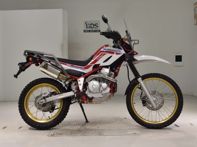 Yamaha SEROW XT250 2020
