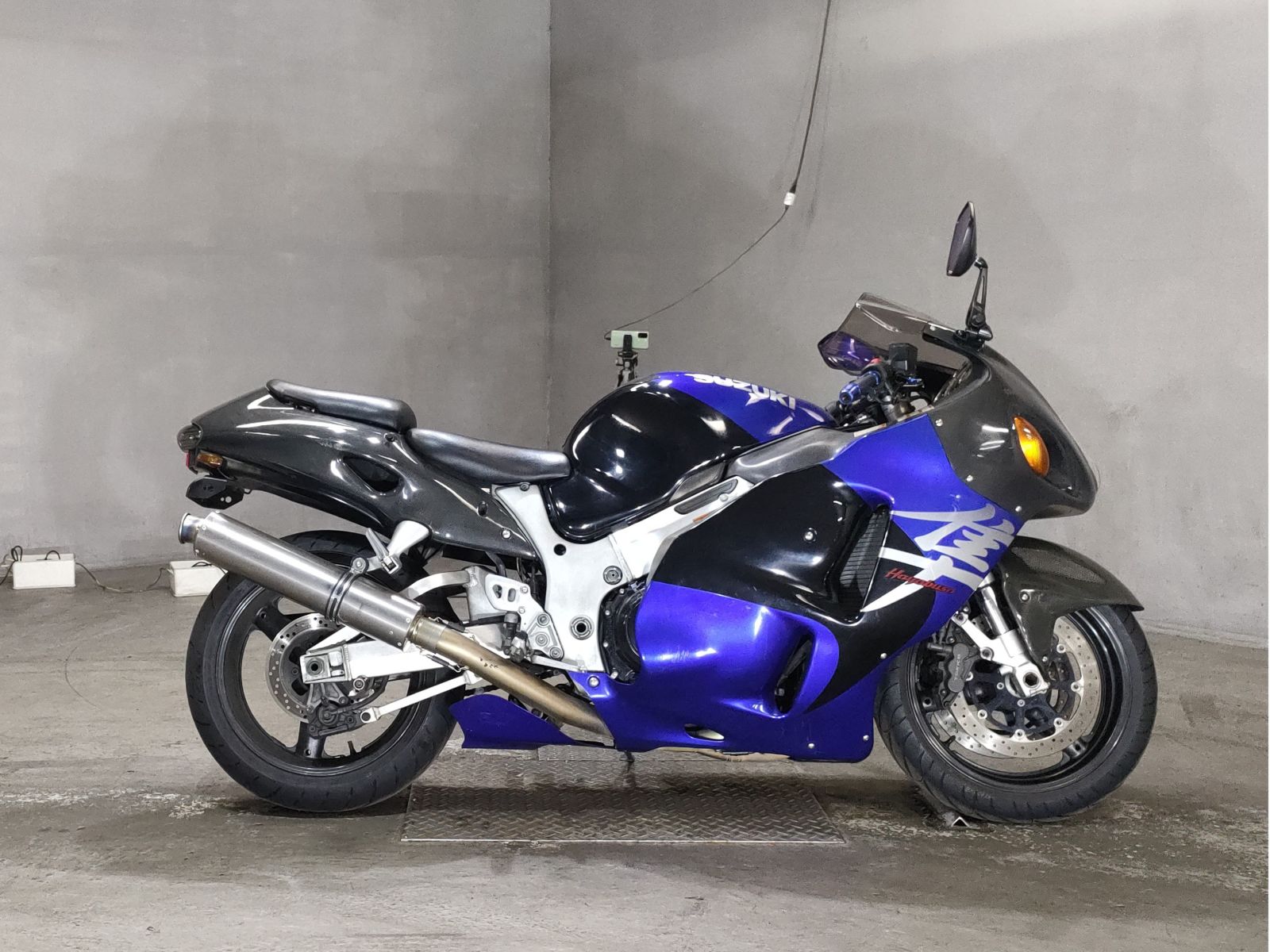 Suzuki GSX1300R HAYABUSA 2002
