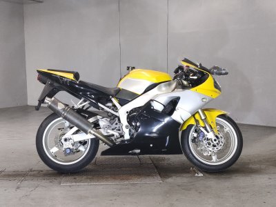 Yamaha YZF-R1