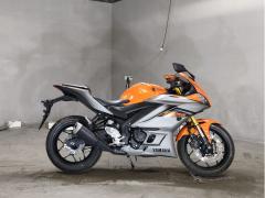 Yamaha YZF-R25 2022
