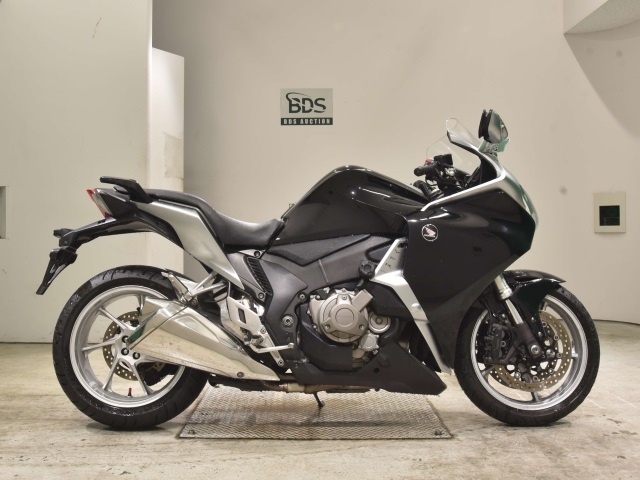Honda VFR1200FD 2011