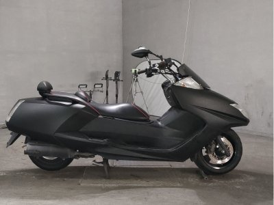 Yamaha MAGZAM 2010