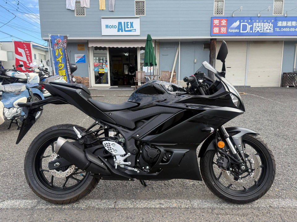 Yamaha YZF-R25A 2021