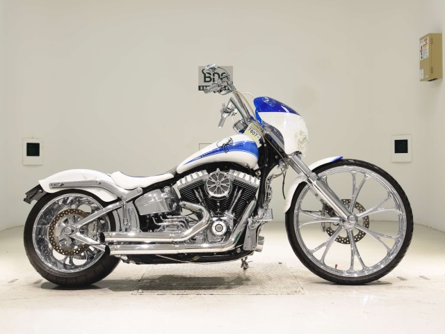 HD BREAKOUT FXSB1580 2013