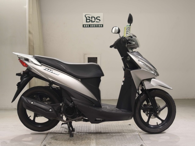 Suzuki ADDRESS V110