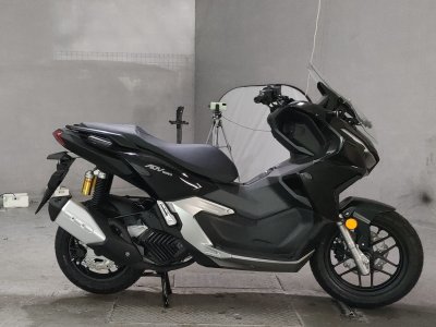 Honda ADV 160 2025