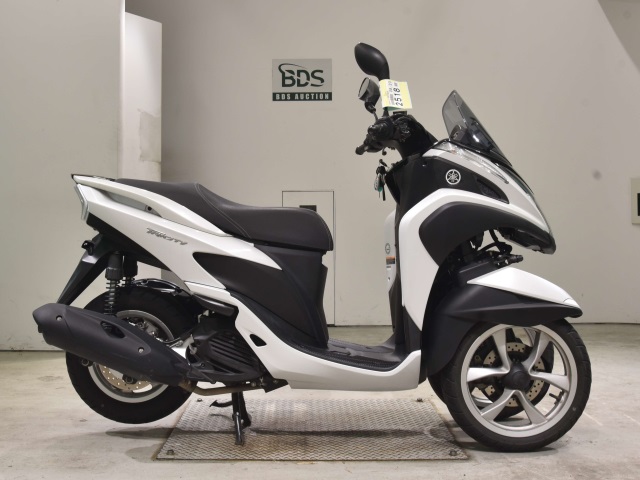 Yamaha TRICITY MW125 2015