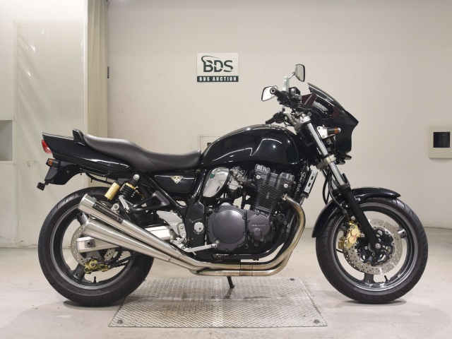 Suzuki GSX400 INAZUMA 2004
