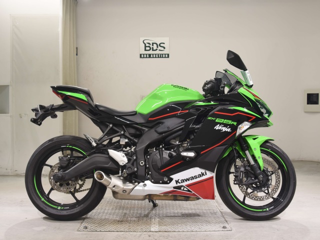 Kawasaki NINJA ZX-25R 2022