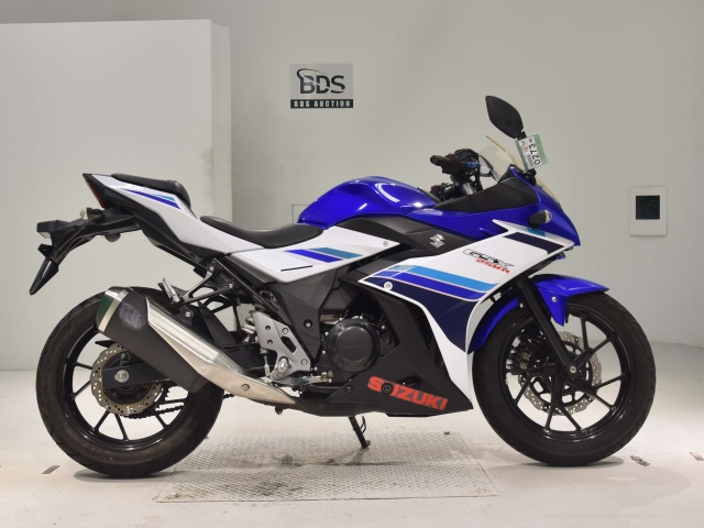 Suzuki GSX250R