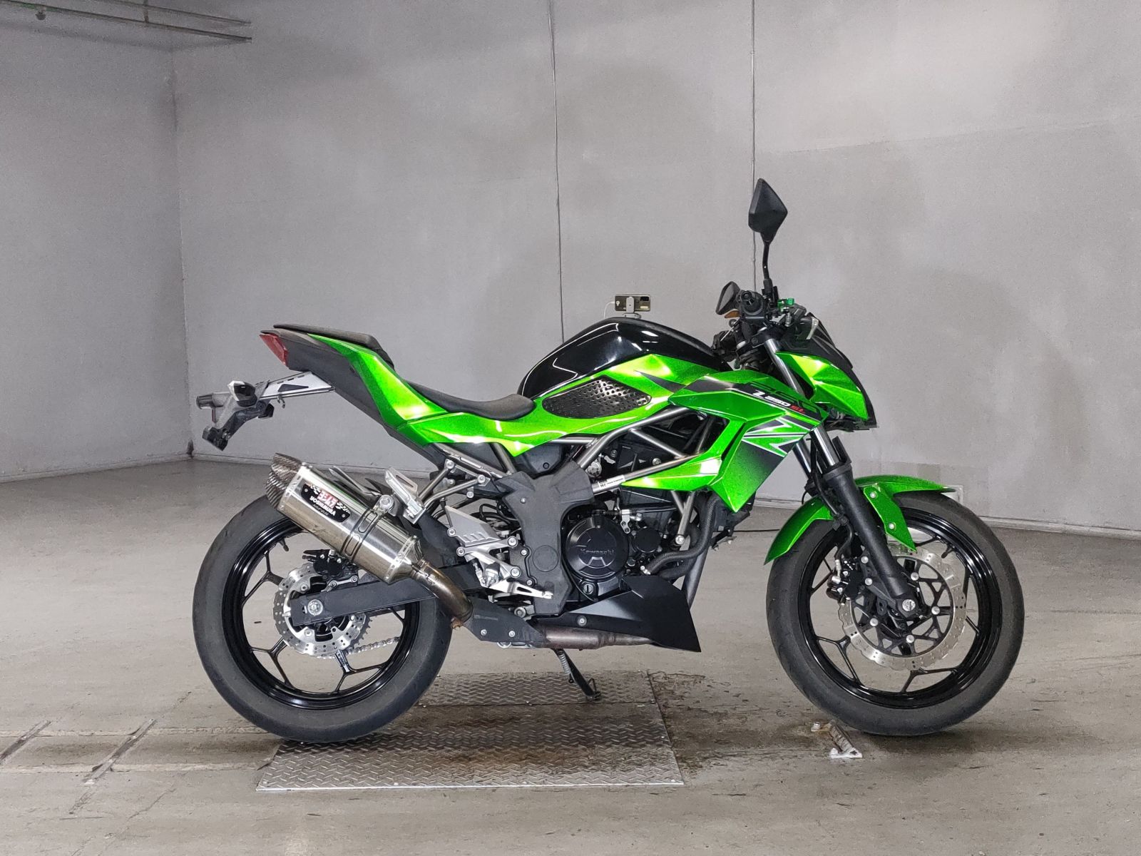 Kawasaki Z250SL 2016
