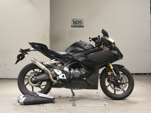 Honda CBR250RR 2023