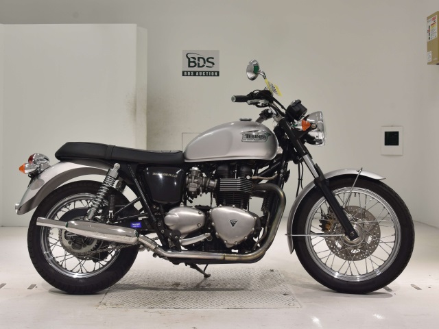 Triumph BONNEVILLE 2010