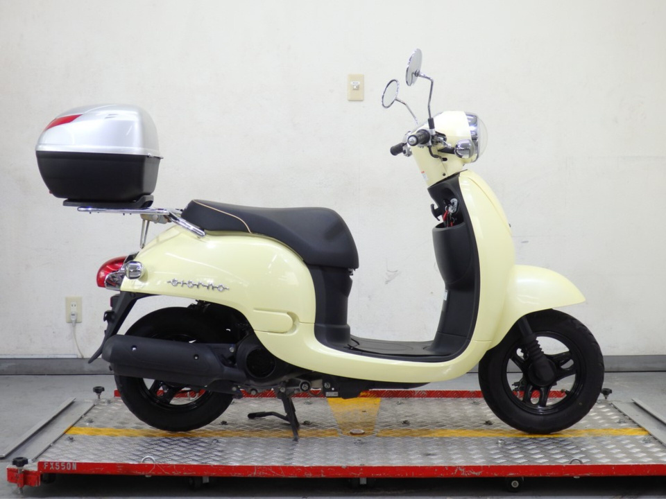 Honda GIORNO 2011