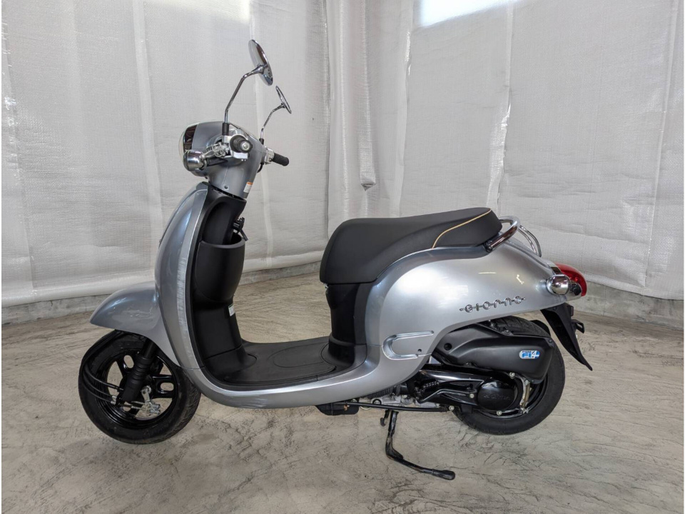 Honda GIORNO 2011