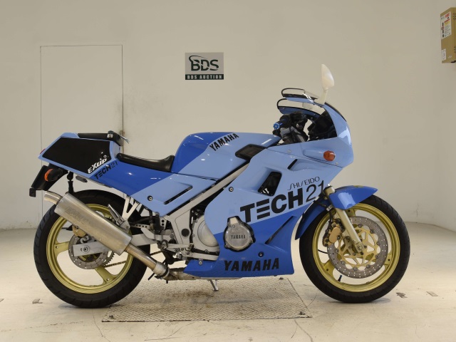 Yamaha FZR250 1988