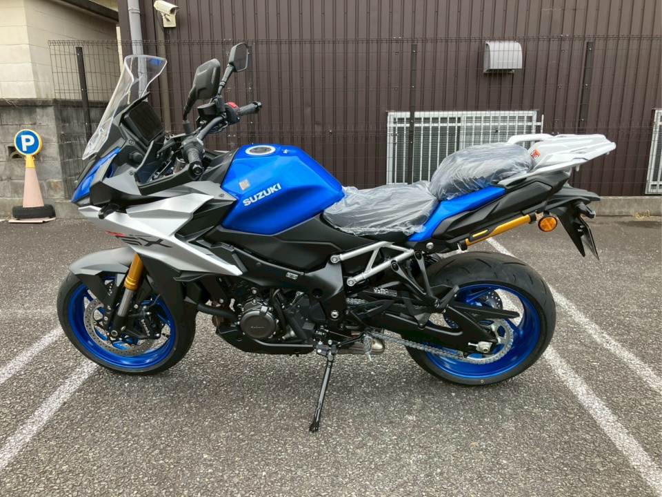 Suzuki gsx-s1000 gx 2025