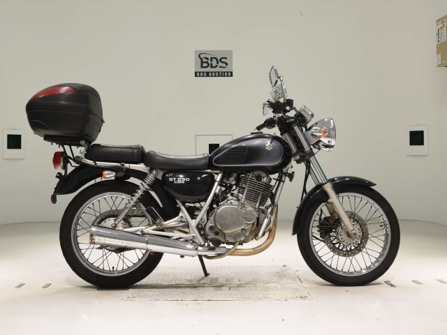 Suzuki ST250E