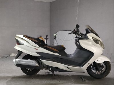 Suzuki SKYWAVE 250M