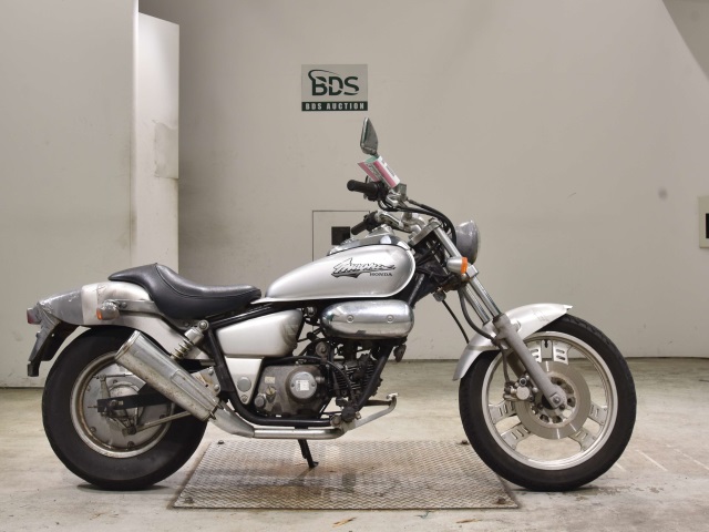 Honda MAGNA50 1999