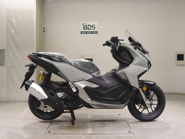 Honda ADV 160 2025