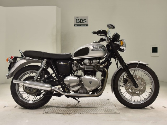Triumph BONNEVILLE 2006