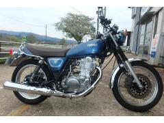 Yamaha SR400 2020