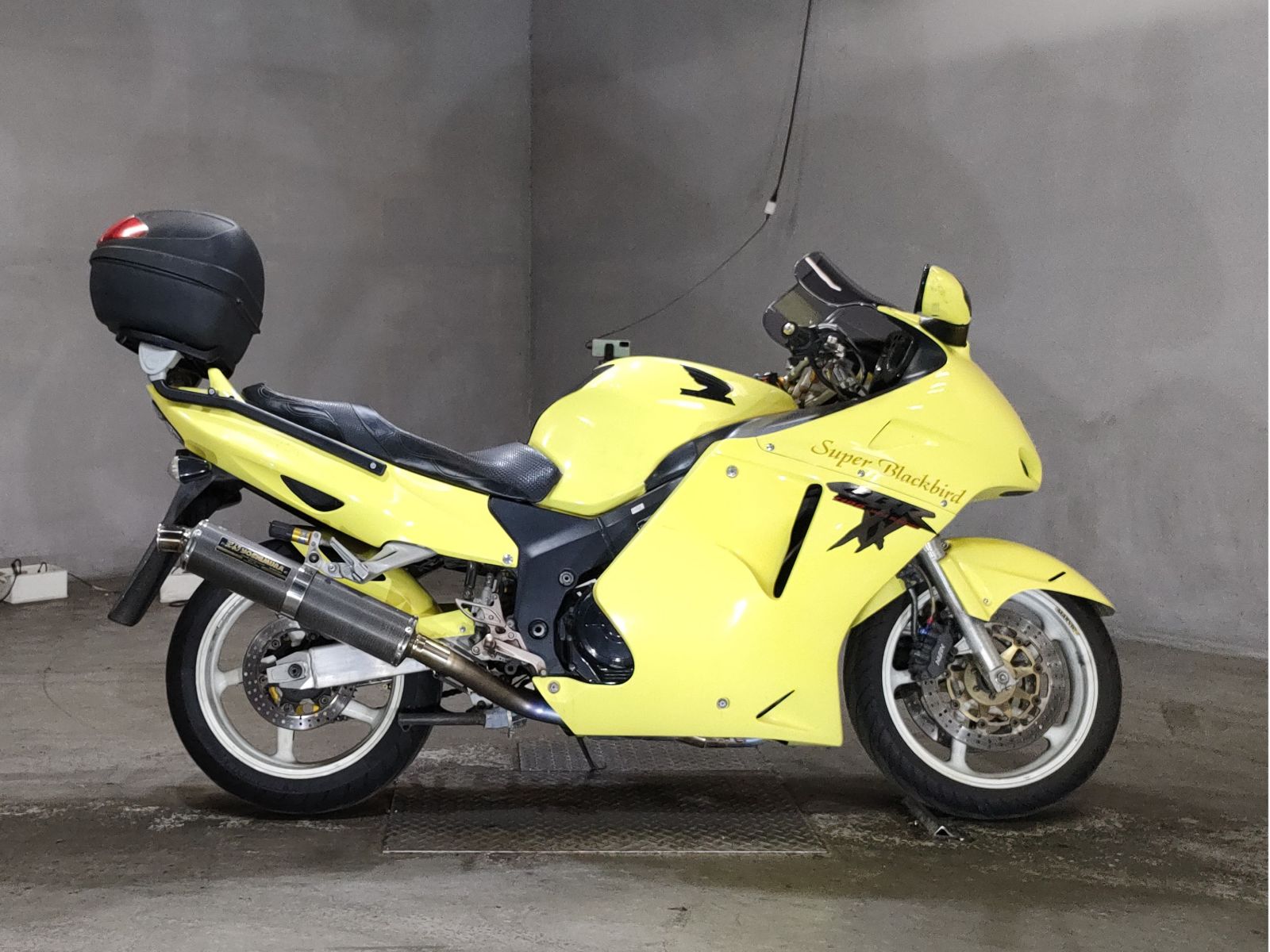 Honda CBR1100XX BLACKBIRD 1998