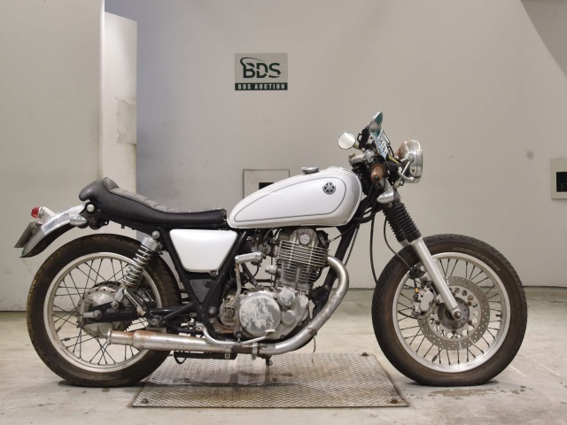 Yamaha SR400 2001