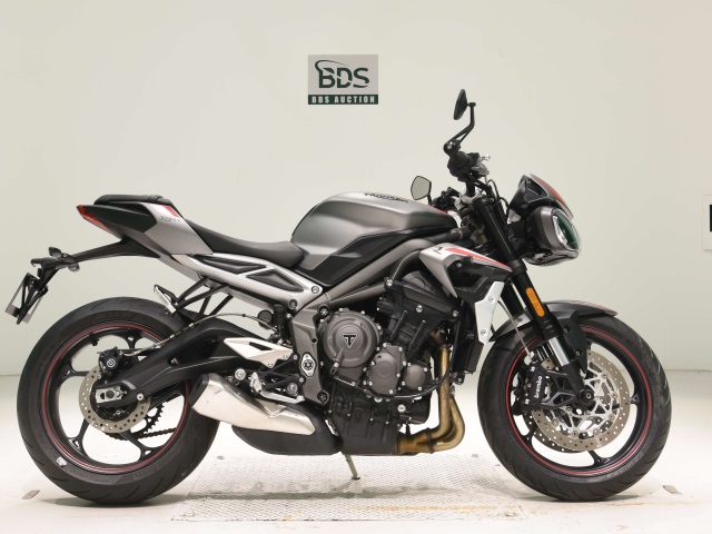 Triumph STREET TRIPLE R 2022