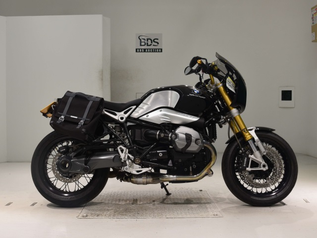 BMW R NINE T 2014