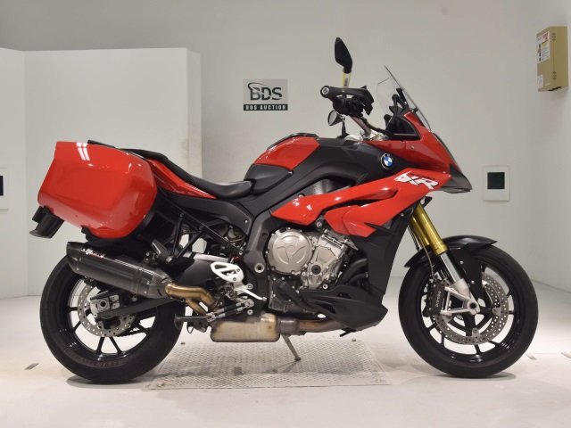 BMW S1000XR 2016
