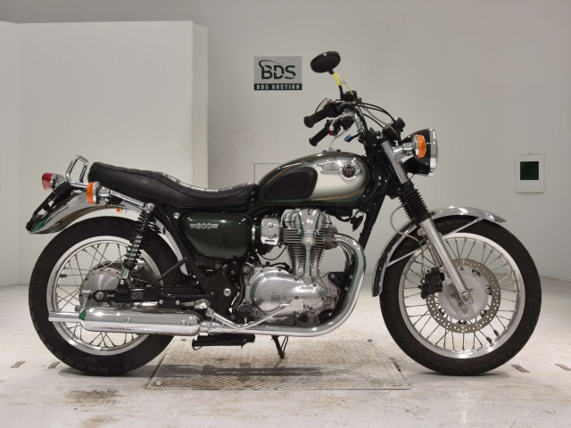 Kawasaki W800 2012