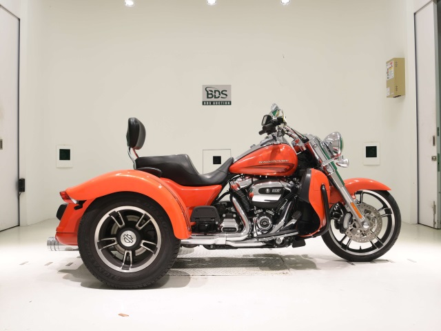 HD FREEWHEELER FLRT1750 2016