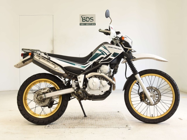 Yamaha SEROW XT250 2012