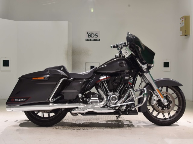 HD STREET GLIDE FLHXSE1920 CVO 2020