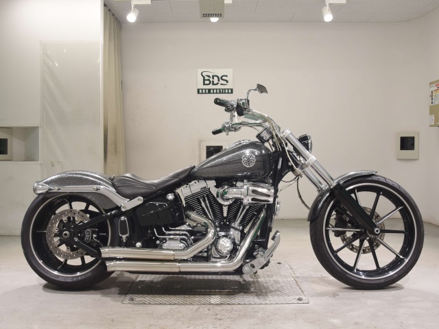 HD BREAKOUT FXSB1580 2013