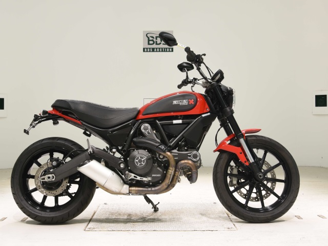 Ducati SCRAMBLER 803 ICON 2016