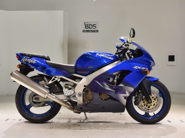 Kawasaki NINJA ZX-9R 1999