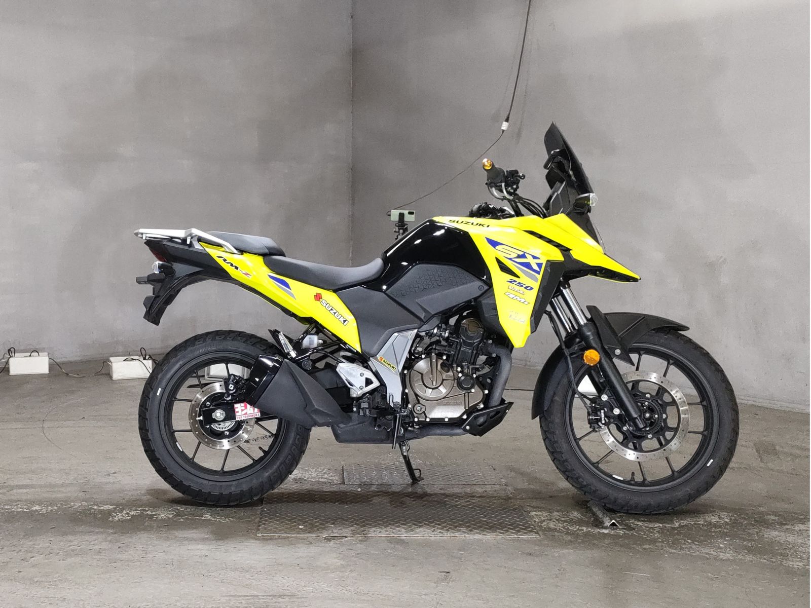 Suzuki v strom 250sx