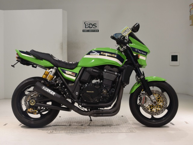 Kawasaki ZRX1200 DAEG 2015