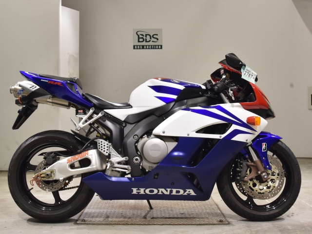 Honda CBR1000RR 2004