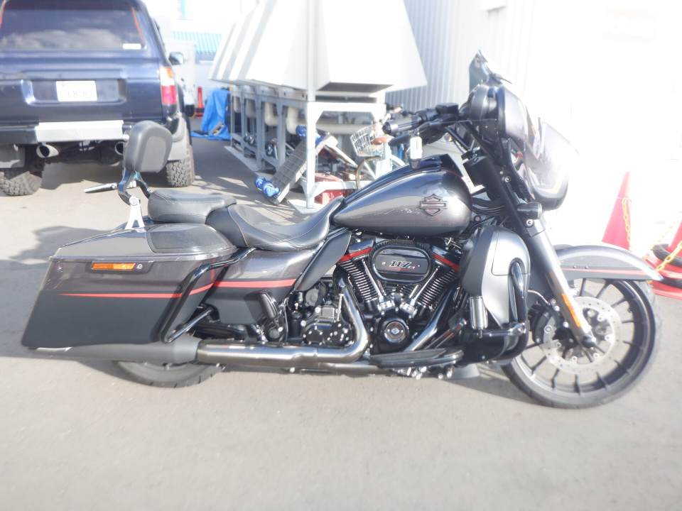 HD STREET GLIDE FLHXSE1800 2018