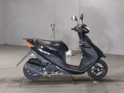 Suzuki ADDRESS V50